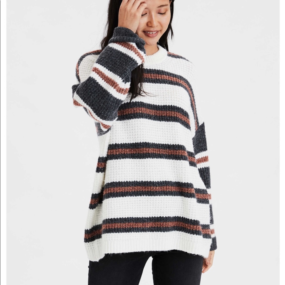 American Eagle Oversized Softest Crew Neck Sweater